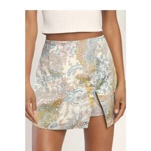 Lulus Skort Always Adventuring Cream Paisley Print- S
